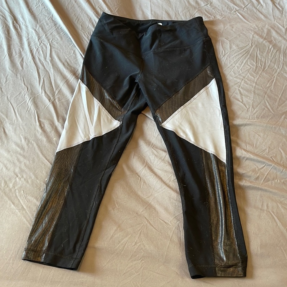 size small leggings